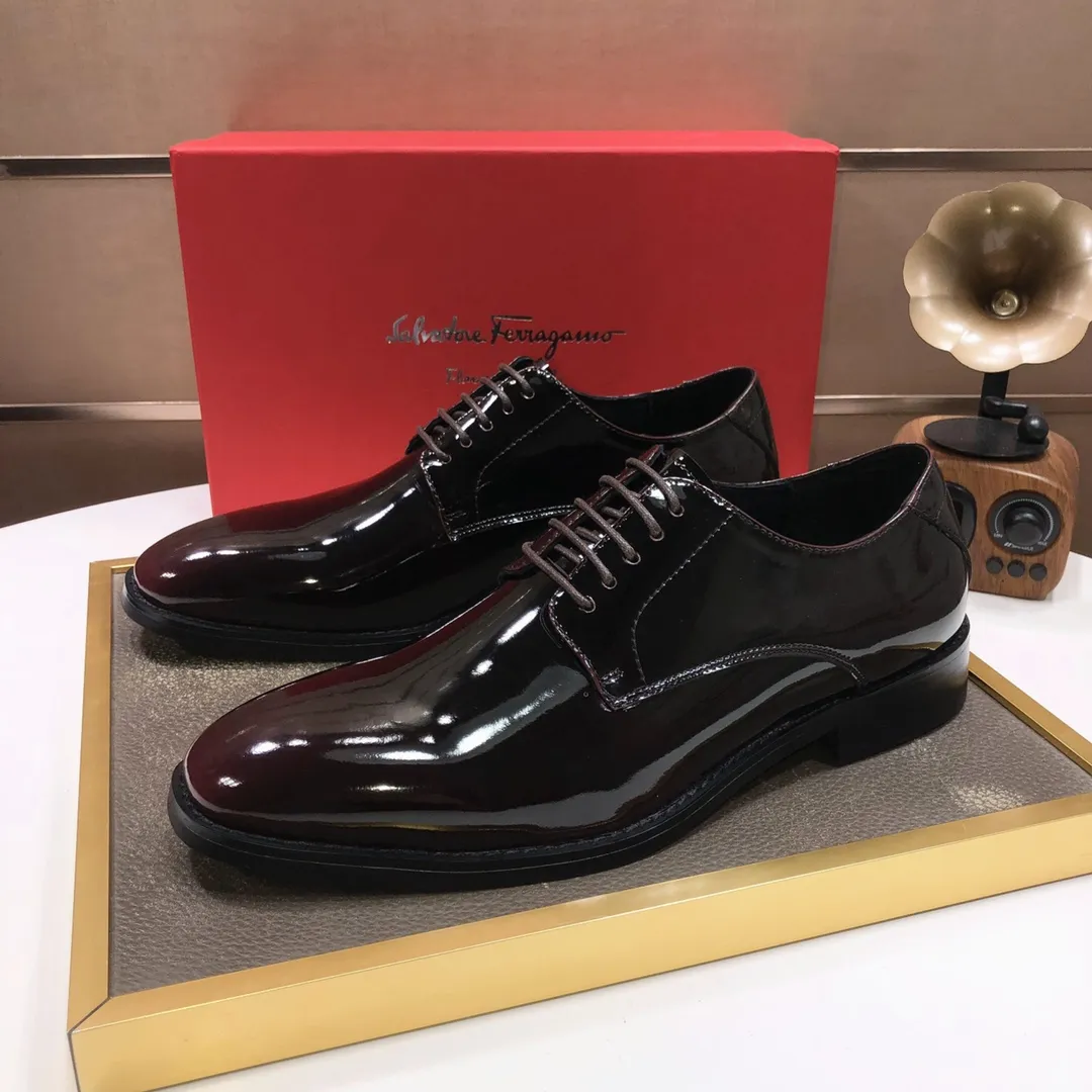 Men's shoes💰480💰[Ferragamo/Ferragamo] The latest model in the counter. Original imported high-quality cowhide with open sides + imported sheepskin lining + original luxury metal buckle + original combination outsole. Comparison without pressure. 38--45 (45 is custom-made and cannot be returned or exchanged)